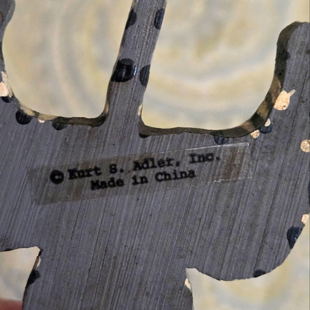 VINTAGE KURT ADLER ORNAMENT CAT GRABBING WREATH - Picture 2 of 2